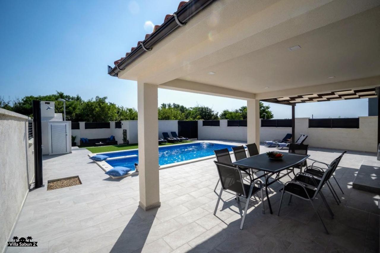Villas Sabun - Modern House With Heated Pool Privlaka  Ngoại thất bức ảnh
