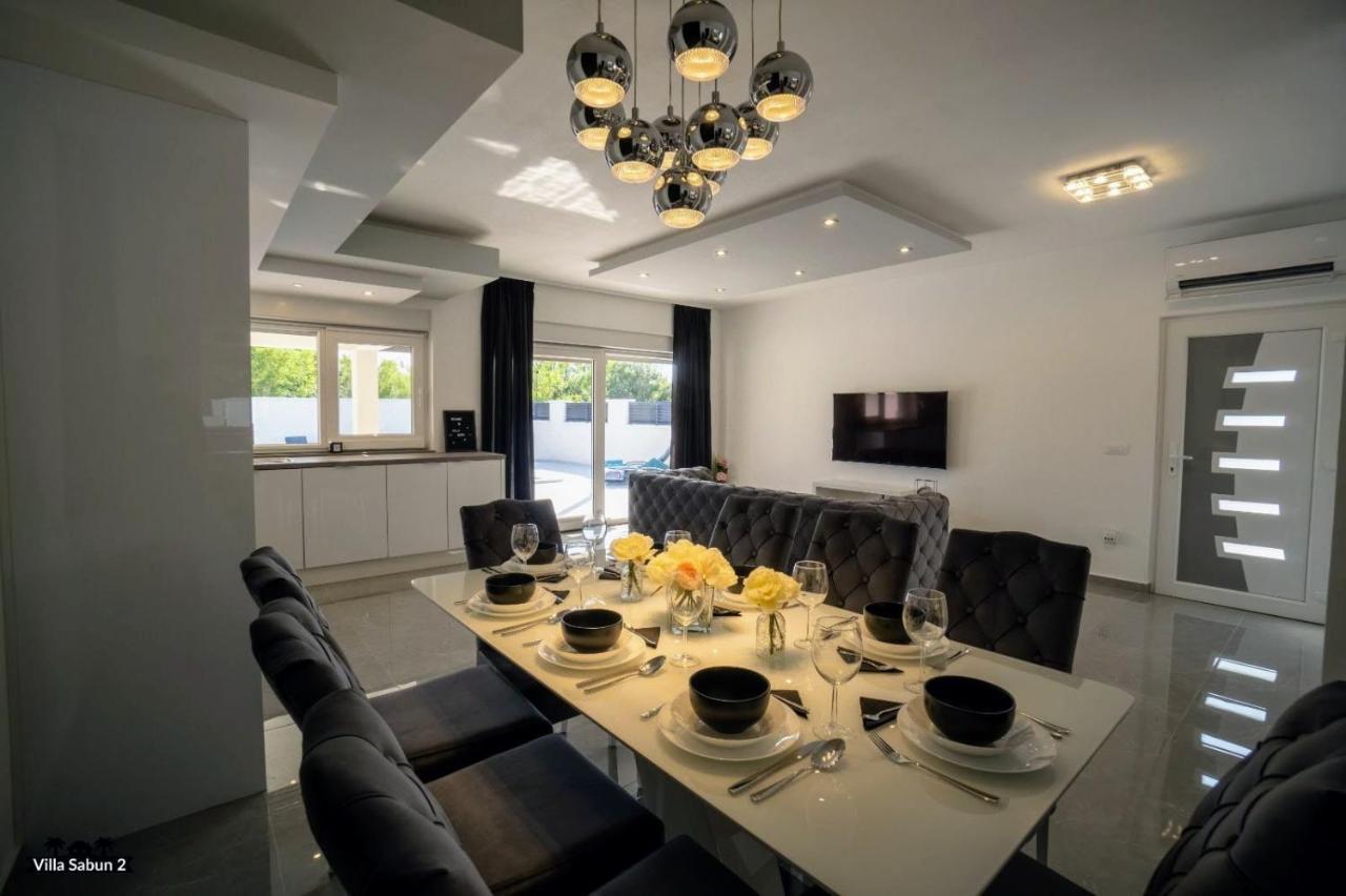 Villas Sabun - Modern House With Heated Pool Privlaka  Ngoại thất bức ảnh