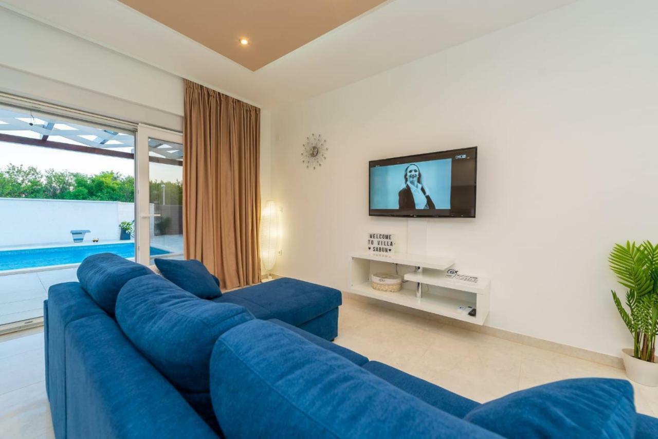 Villas Sabun - Modern House With Heated Pool Privlaka  Ngoại thất bức ảnh